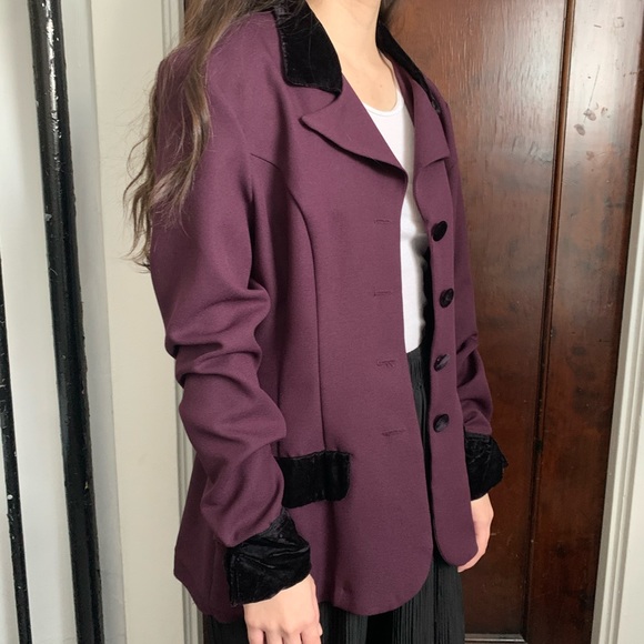 Purple + Velvet Lightweight Blazer - Picture 6 of 7